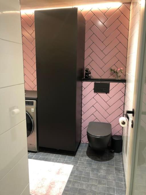 רובניימי Snowcrystal Home With Jacuzzi And Sauna מראה חיצוני תמונה