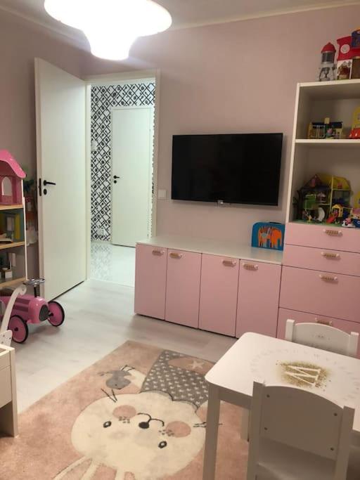 רובניימי Snowcrystal Home With Jacuzzi And Sauna מראה חיצוני תמונה