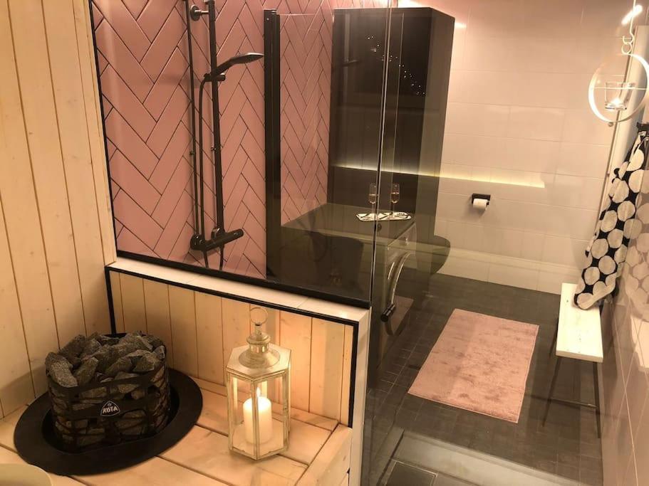 רובניימי Snowcrystal Home With Jacuzzi And Sauna מראה חיצוני תמונה