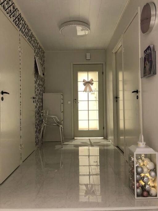 רובניימי Snowcrystal Home With Jacuzzi And Sauna מראה חיצוני תמונה